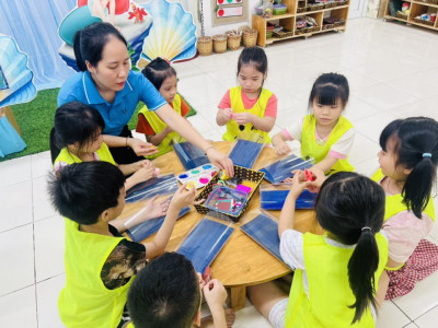 CHUYẾN THAM QUAN ĐẠI DƯƠNG CỦA CÁC "HỌA SĨ NHÍ" LỚP A3